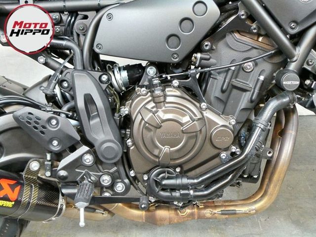 yamaha - xsr-700-abs