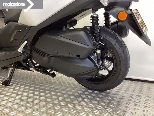 yamaha - tricity-300