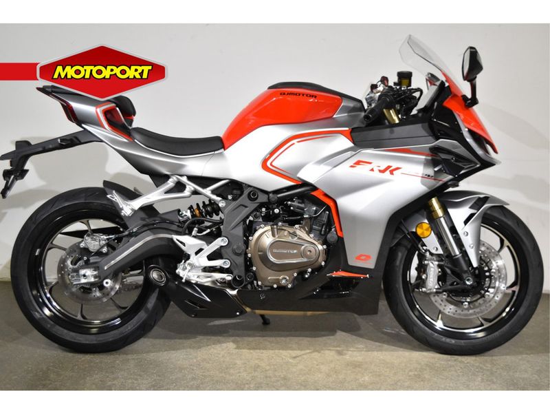 Qjmotor SRK 421 RR 2026 nieuw