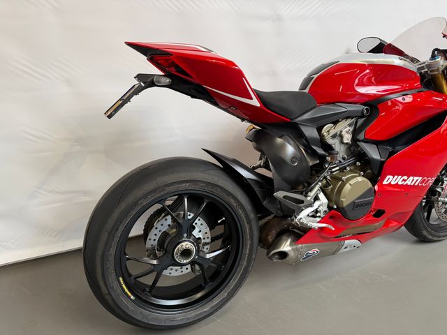 ducati - 1199-panigale-r