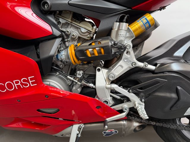 ducati - 1199-panigale-r