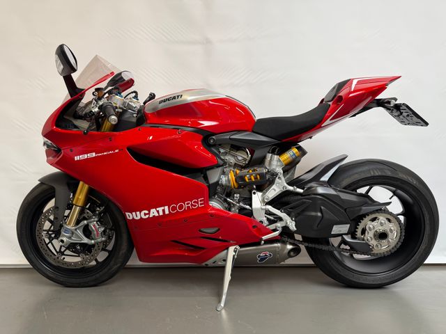 ducati - 1199-panigale-r