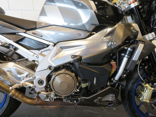 aprilia - tuono-1000-r