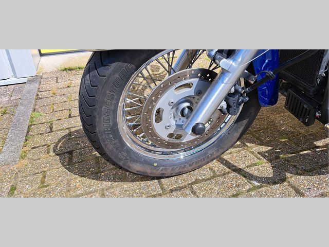 kawasaki - vn-900-classic