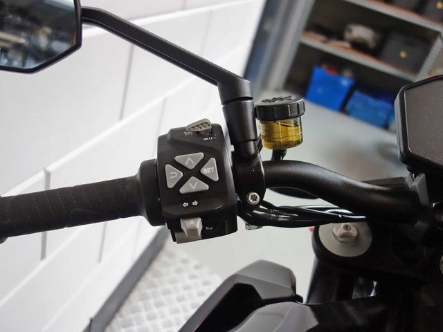 ktm - 1290-super-duke-r