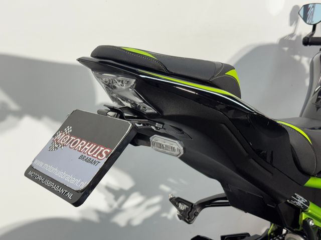 kawasaki - z900