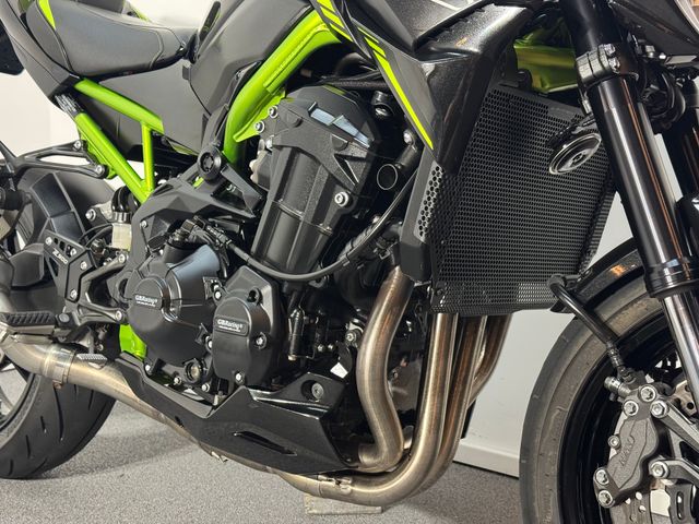 kawasaki - z900