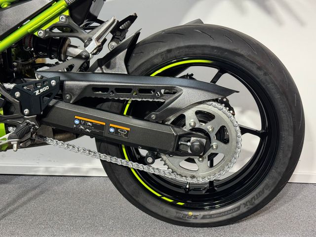 kawasaki - z900
