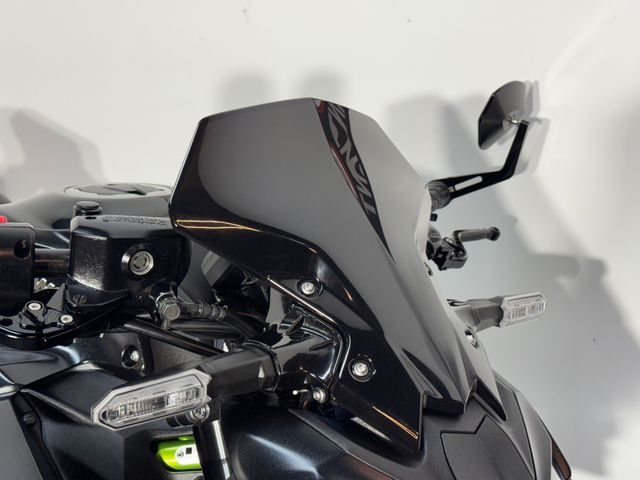 kawasaki - z900