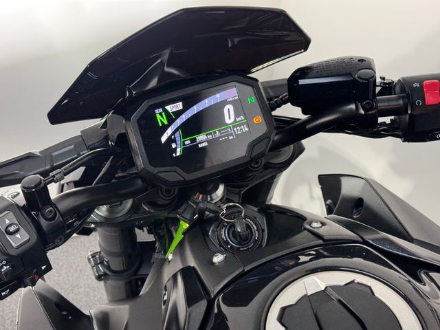 kawasaki - z900