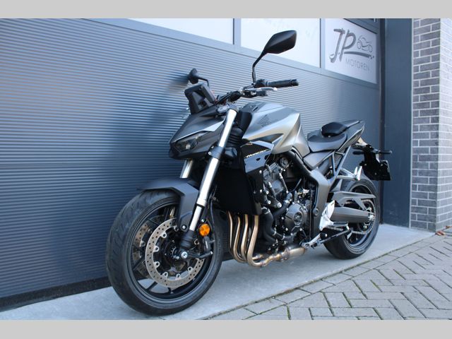 honda - cb-1000-hornet