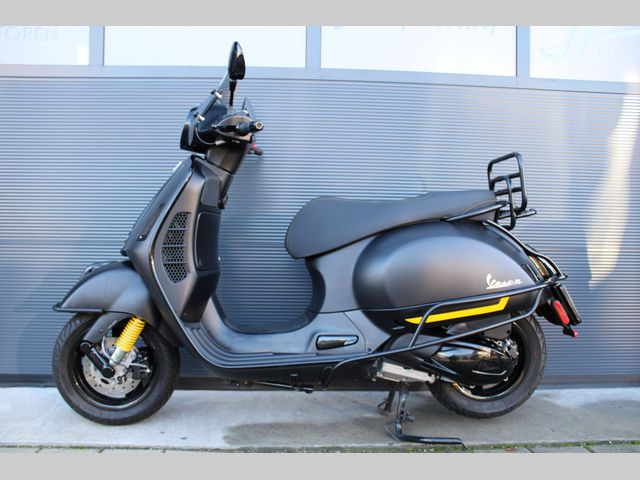 piaggio - gts-touring-300