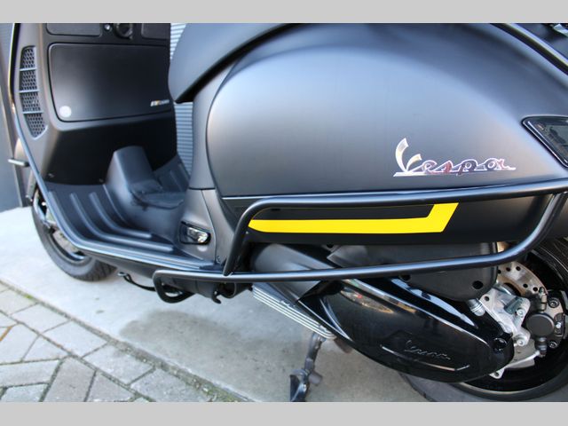 piaggio - gts-touring-300