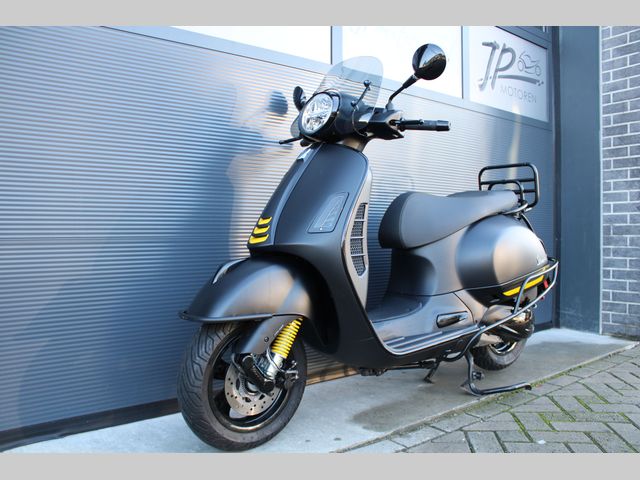 piaggio - gts-touring-300