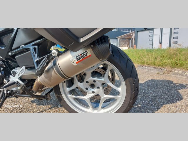 bmw - f-800-st
