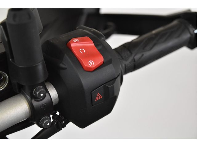 suzuki - v-strom-800-de