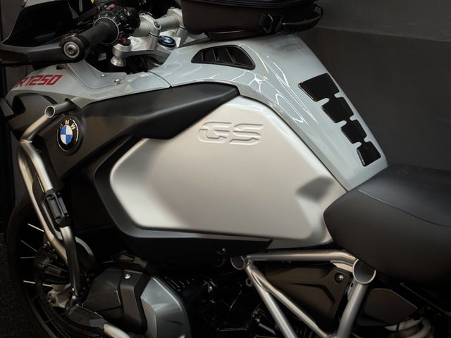 bmw - r-1250-gs-adventure