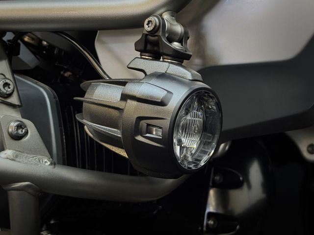 bmw - r-1250-gs-adventure