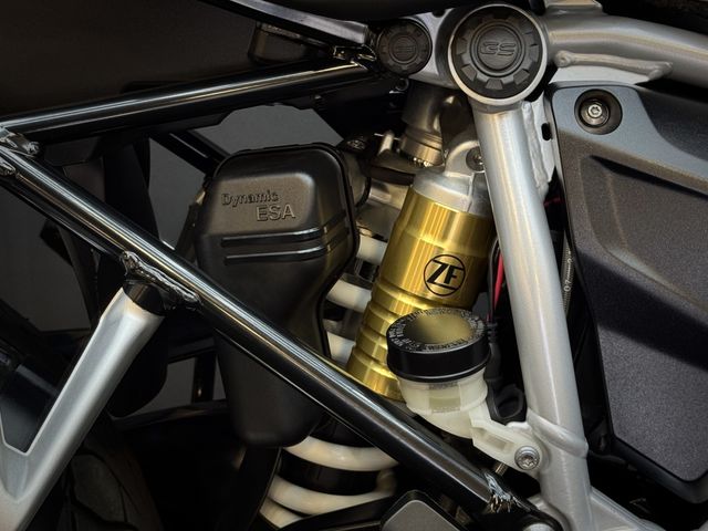 bmw - r-1250-gs-adventure