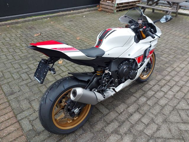 yamaha - yzf-r1-60th-anniversary
