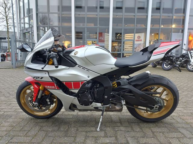 yamaha - yzf-r1-60th-anniversary