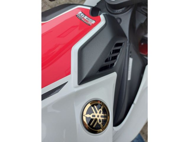 yamaha - yzf-r1-60th-anniversary