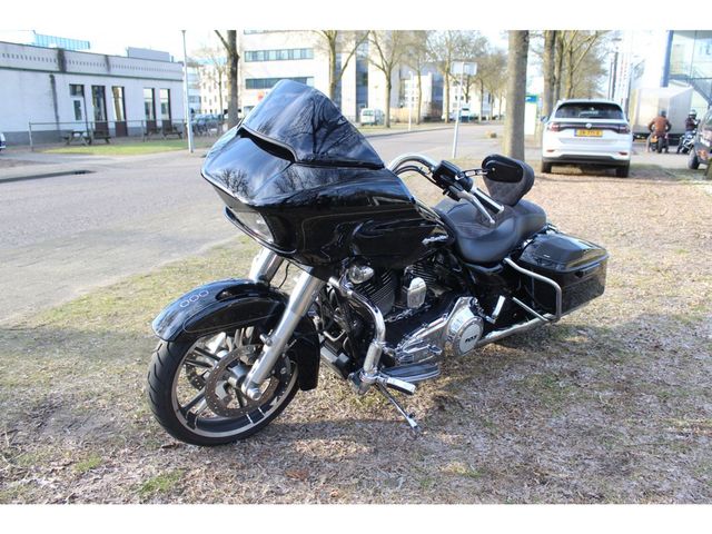 harley-davidson - road-glide