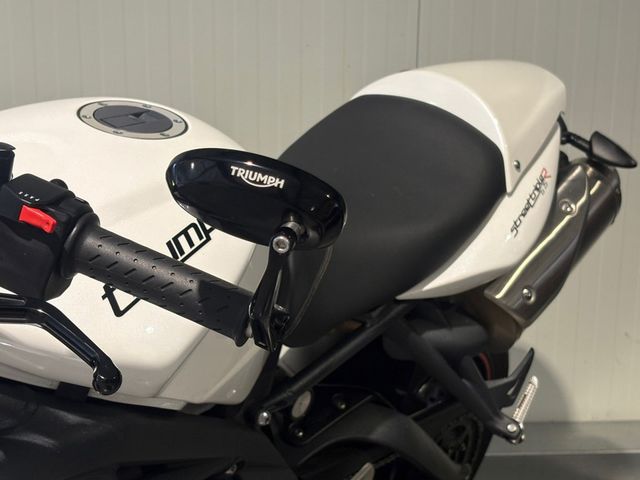 triumph - street-triple-r