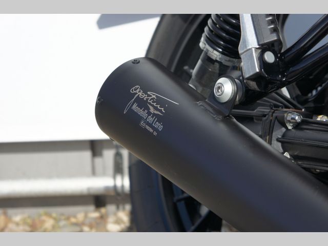 moto-guzzi - v-7-iii-carbon
