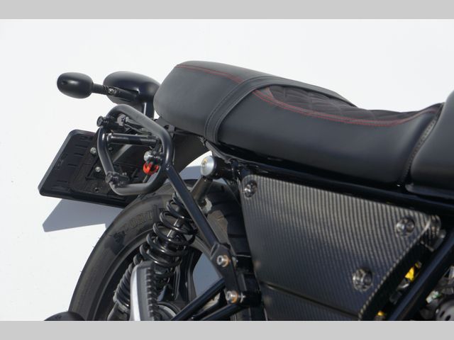 moto-guzzi - v-7-iii-carbon