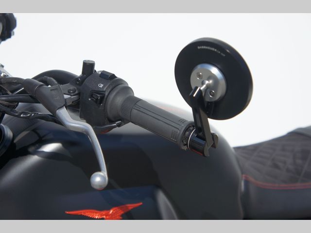 moto-guzzi - v-7-iii-carbon