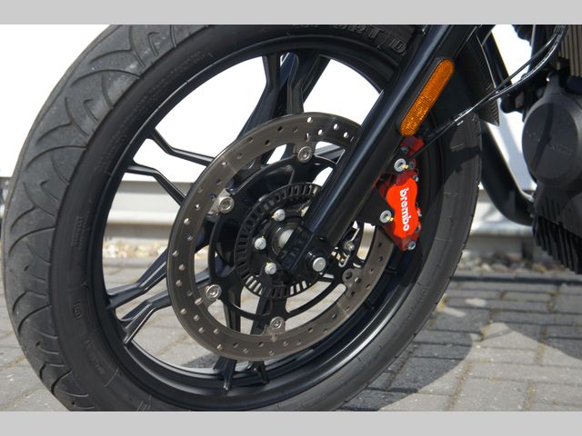 moto-guzzi - v-7-iii-carbon