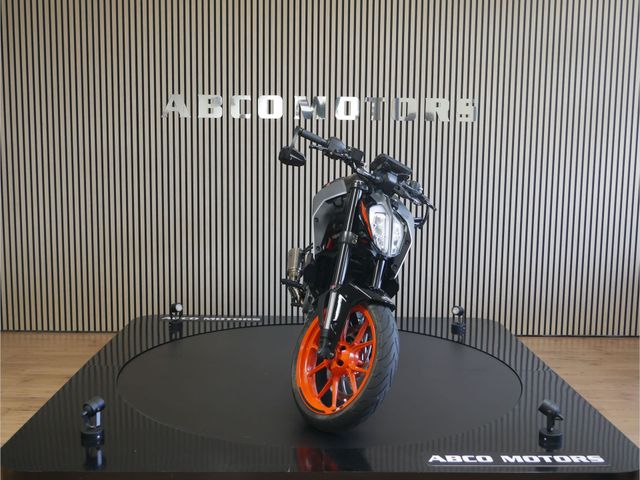 ktm - 390-duke