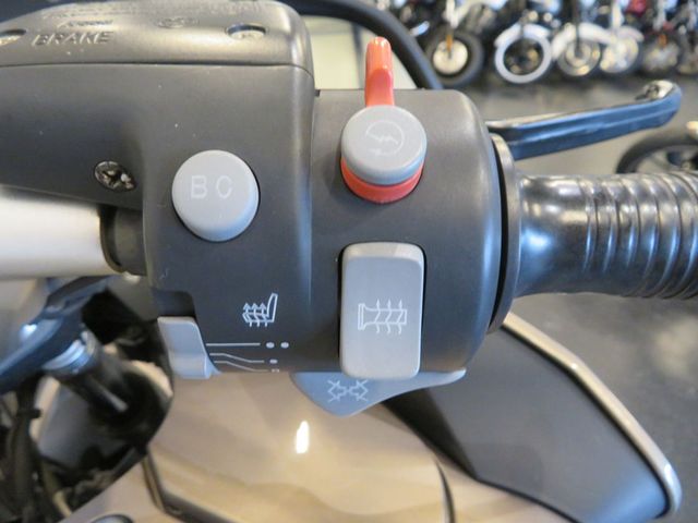 bmw - r-1200-rt