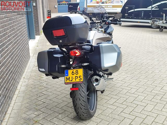 bmw - r-1200-rs