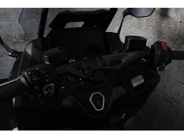 yamaha - tmax-tech-max-560