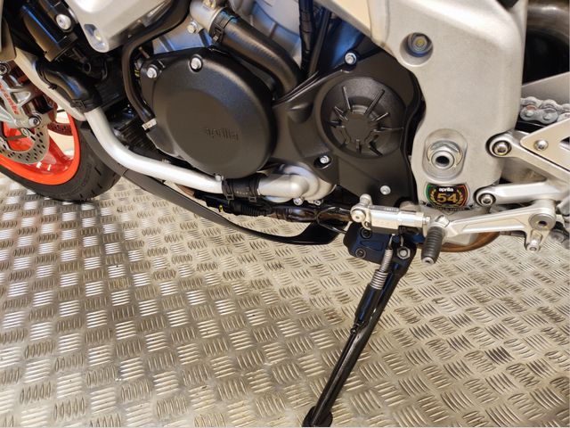 aprilia - tuono-v4-factory