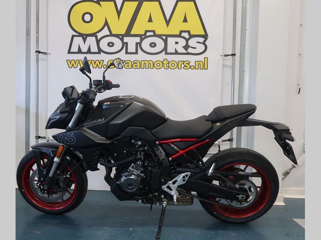 suzuki - gsx-8s