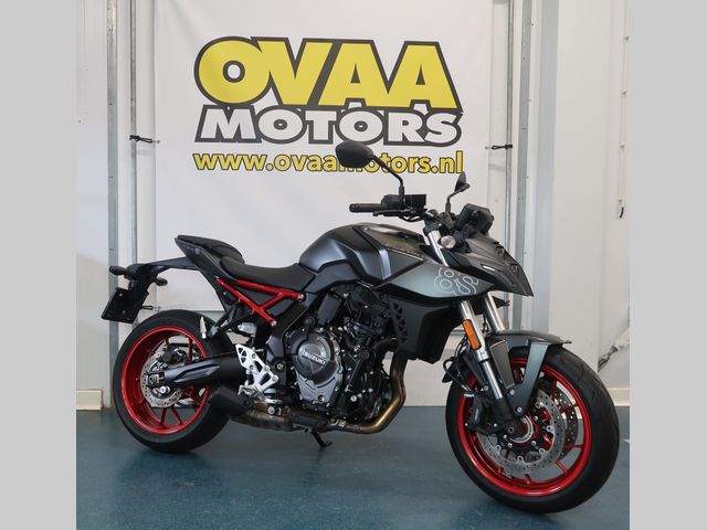 suzuki - gsx-8s