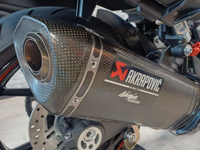 kawasaki - ninja-1000sx