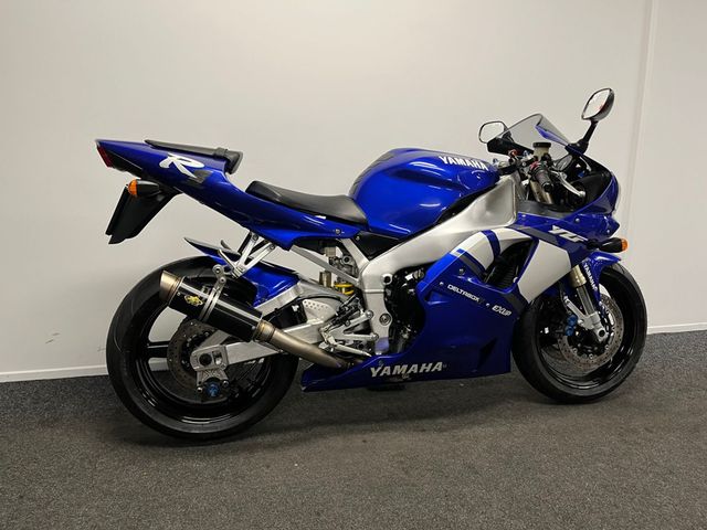 yamaha - yzf-r1