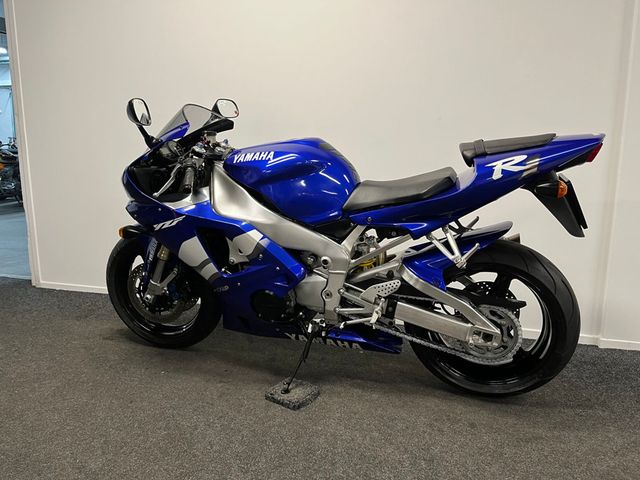 yamaha - yzf-r1
