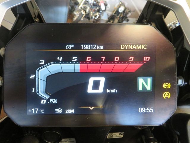 bmw - r-1250-gs-triple-black