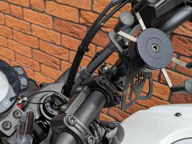 yamaha - xsr-700