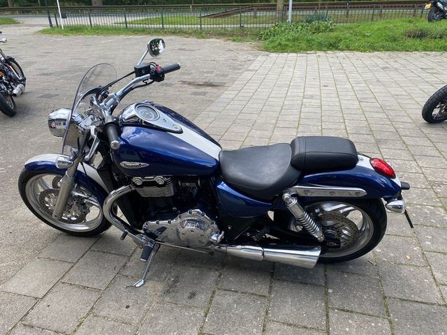triumph - thunderbird