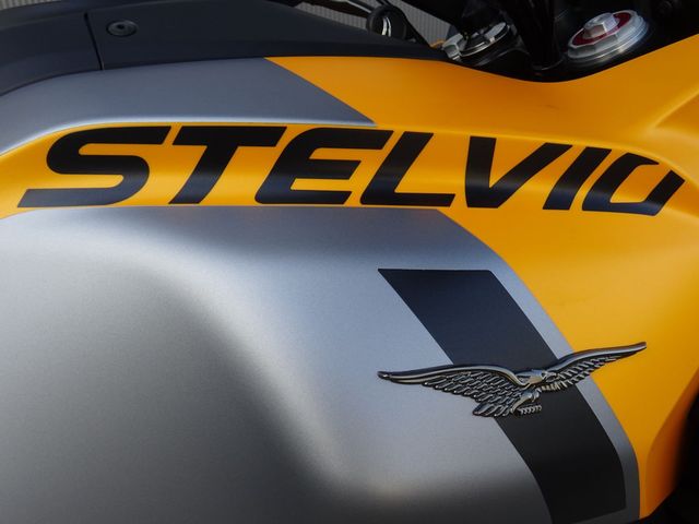 moto-guzzi - stelvio
