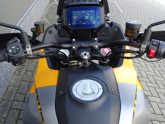 moto-guzzi - stelvio