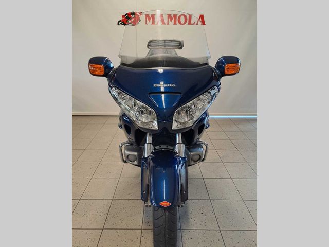 honda - gl-1800-goldwing-abs