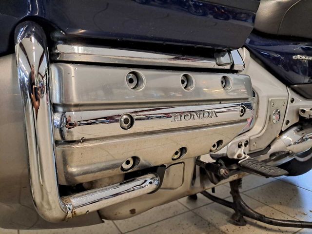 honda - gl-1800-goldwing-abs
