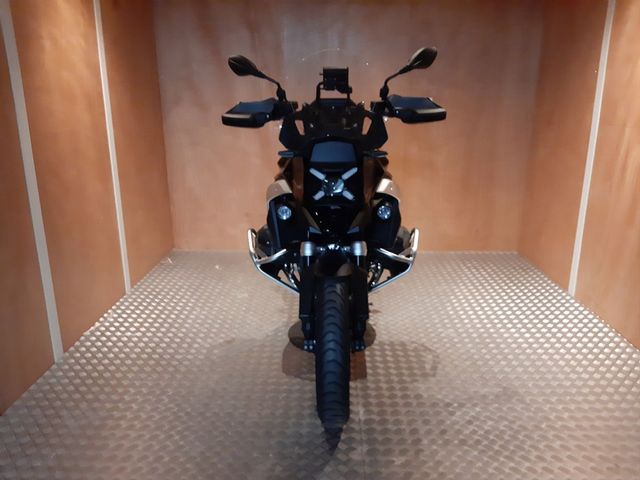 bmw - r-1300-gs
